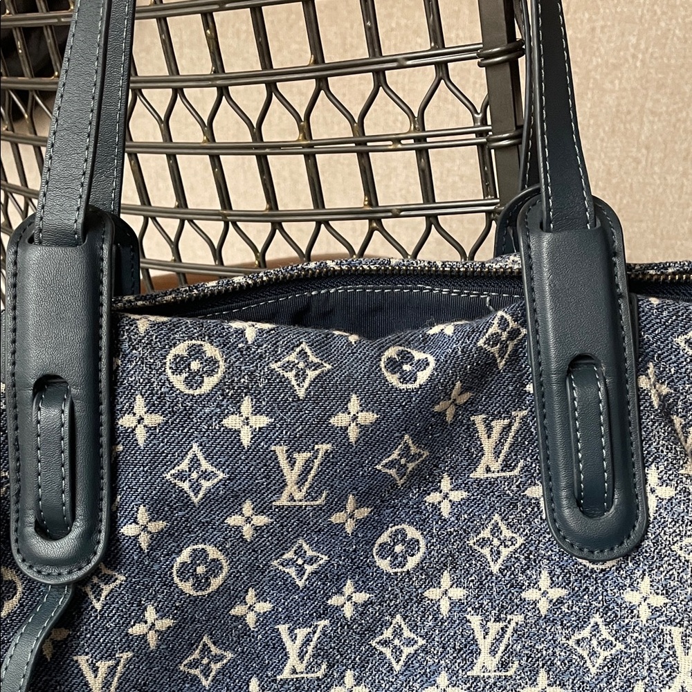Fashion Blue Monogram Denim Tote Bag - Picture 5 of 16